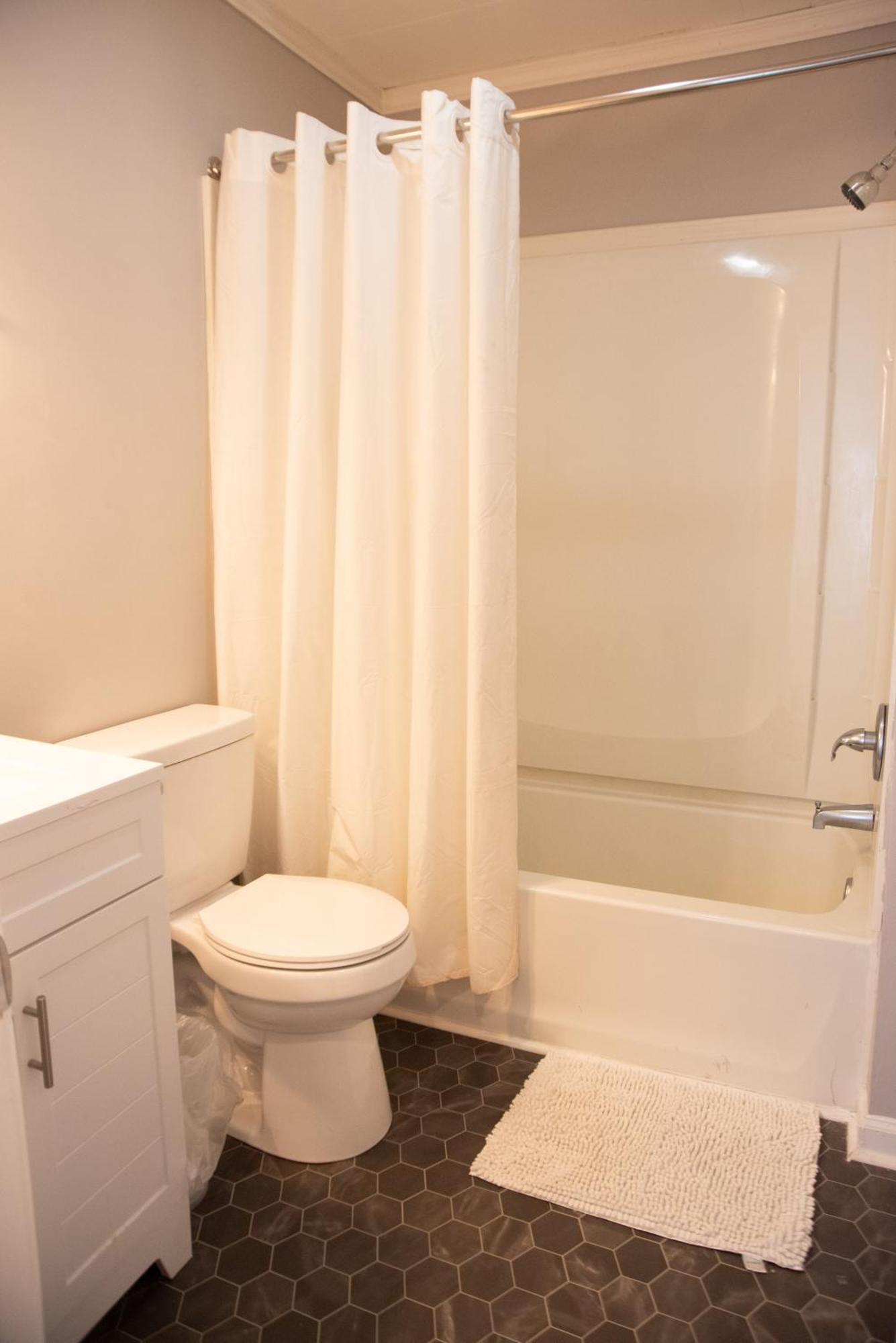 Cozy And Quiet Lafayette Home 2 ภายนอก รูปภาพ